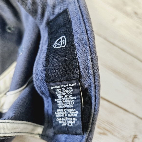 Nike Golf Hat - Picture 3 of 7